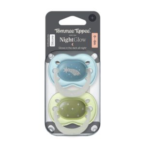Tommee Tippee Night Glow soother 0-6m TOM433662 (Pack size 3)