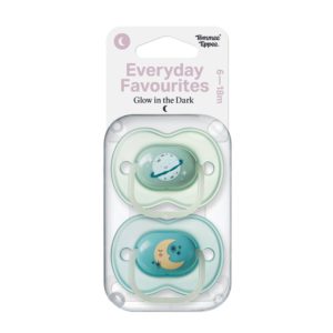 Tommee Tippee Glow in Dark soother 6-18m TOM433689 (Pack size 3)